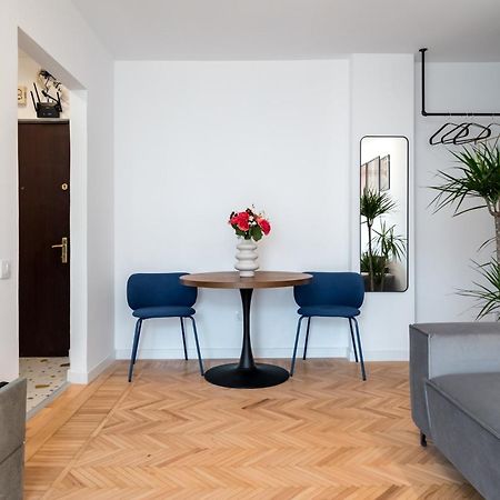 Central Aesthetic Apartment 布加勒斯特 外观 照片