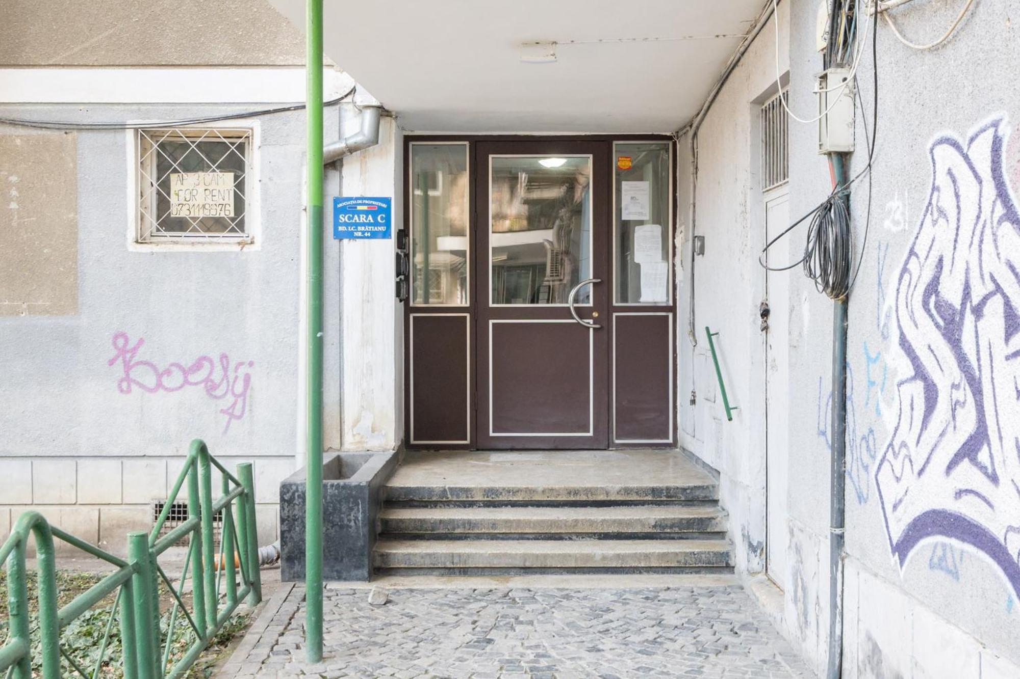 Central Aesthetic Apartment 布加勒斯特 外观 照片